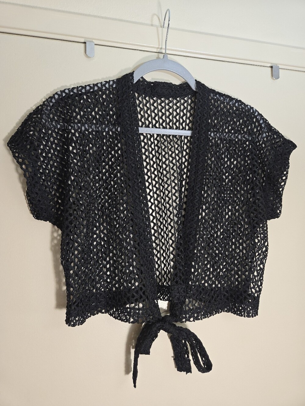 Black Fish Net Tie-Front Cardigan Shrug Size Medium